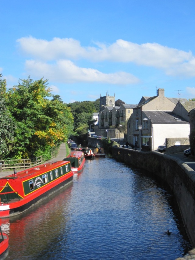 Skipton canal ©The House of Jones
